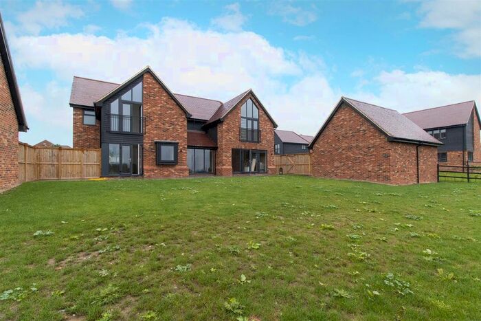 4 Bedroom Property To Rent In Old Orchard Drive, Monkton, Ramsgate, CT12