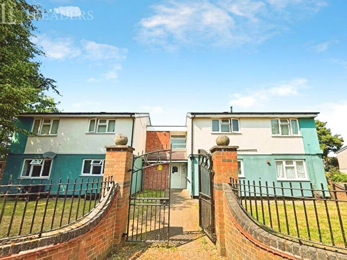 1 Bedroom Flat To Rent In Berwick Avenue, Derby, DE21