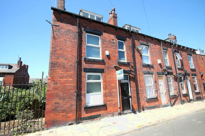 2 Bedroom End Of Terrace House To Rent In Kepler Terrace, Sheepcar, Leeds, LS8
