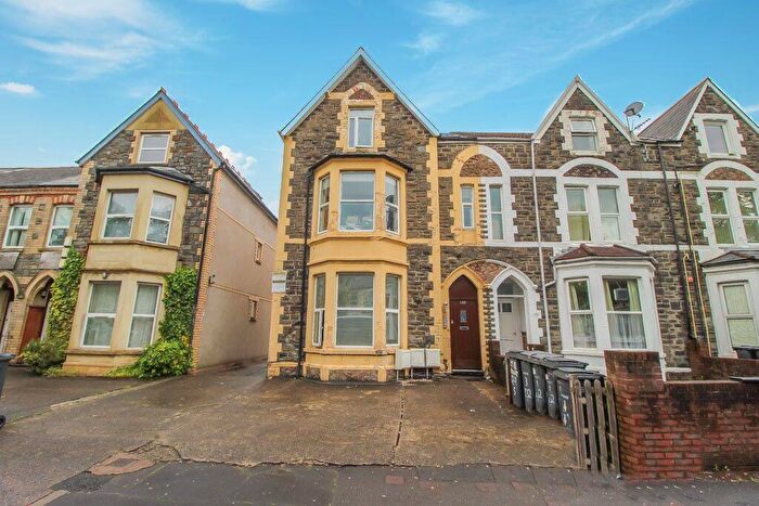 2 Bedroom Flat To Rent In Richmond Road, Roath, Cardiff, CF24