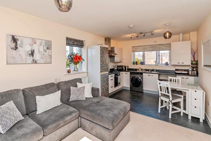 2 Bedroom Flat To Rent In Chestnut Street, Walsall, WS5