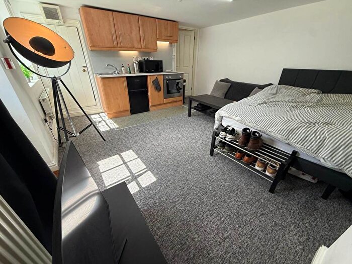 Studio To Rent In The Halve, Trowbridge, Wiltshire, BA14