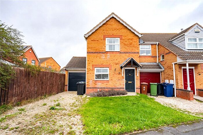 2 Bedroom Semi Detached House For Sale In Vincent Road, Grimsby, Lincolnshire, DN33