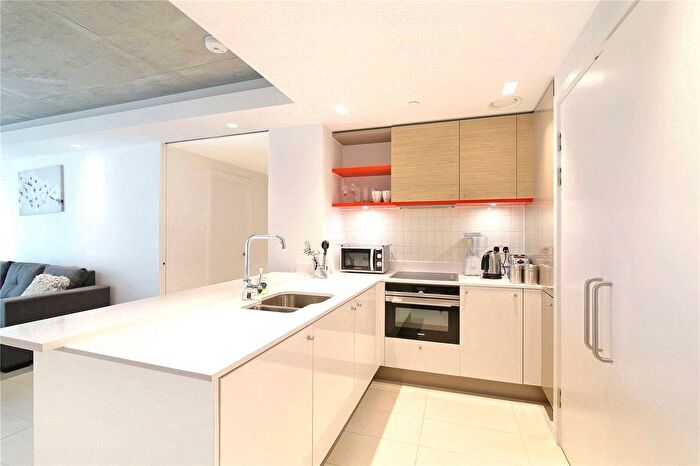 1 Bedroom Flat To Rent In Tidal Basin Road, London, E16