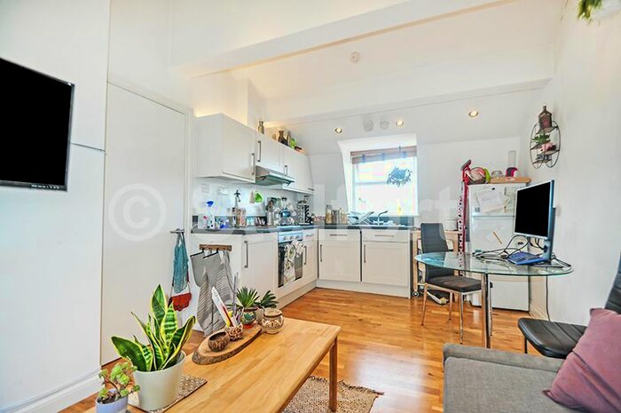 1 Bedroom Flat To Rent In Coldharbour Lane, London, SW9