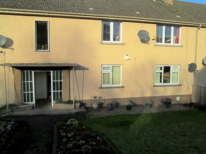 2 Bedroom Flat To Rent In Norlands, Errol, Perthshire, PH2