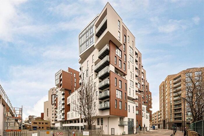 2 Bedroom Flat For Sale In John Donne Way, Greenwich, SE10