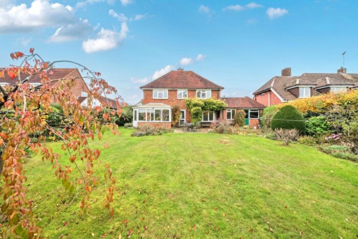 3 Bedroom Detached House To Rent In Wood End Hill Harpenden, AL5