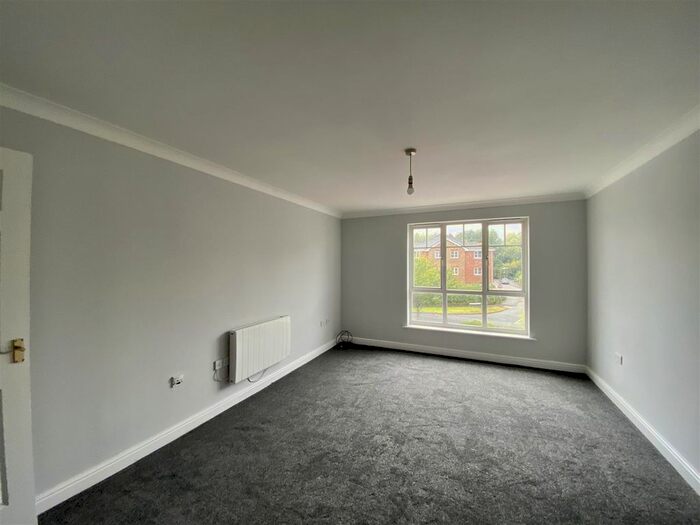 1 Bedroom Flat To Rent In Richmond Meech Drive, Kennington, Ashford, TN24