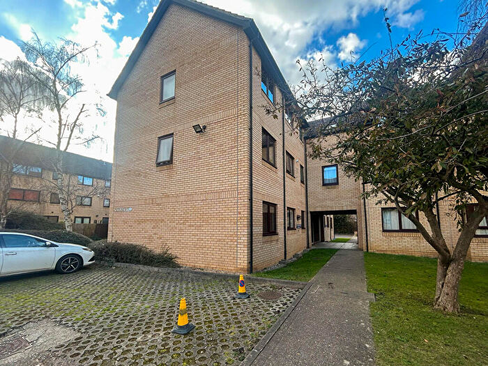 2 Bedroom Apartment To Rent In St Stephens Place, Cambridge, CB3