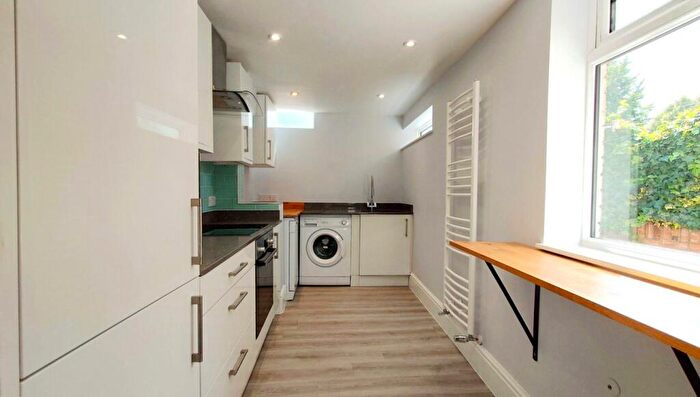 2 Bedroom Flat To Rent In Queens Road, Bury St Edmunds, IP33