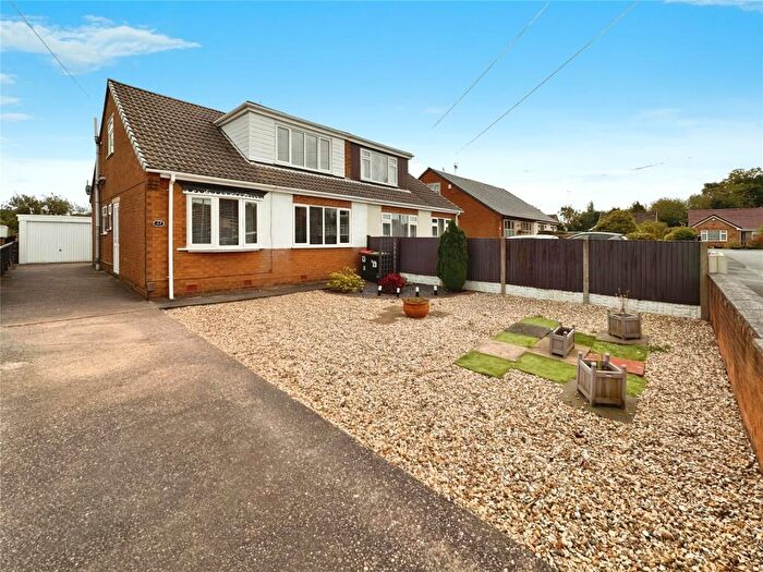 3 Bedroom Semi-Detached House For Sale In Lawns Road, Kirkby-in-Ashfield, Nottingham, Nottinghamshire, NG17
