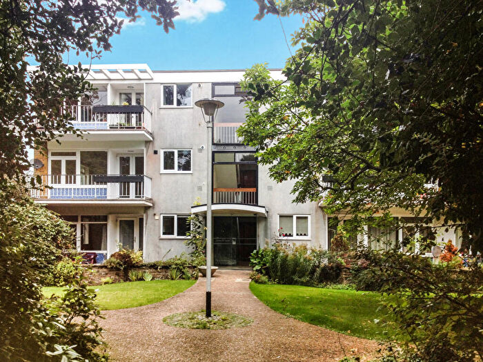 2 Bedroom Apartment To Rent In Brampton Manor, Bassett, SO16