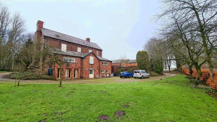 2 Bedroom Flat To Rent In Swetenham Heath Congleton, CW12