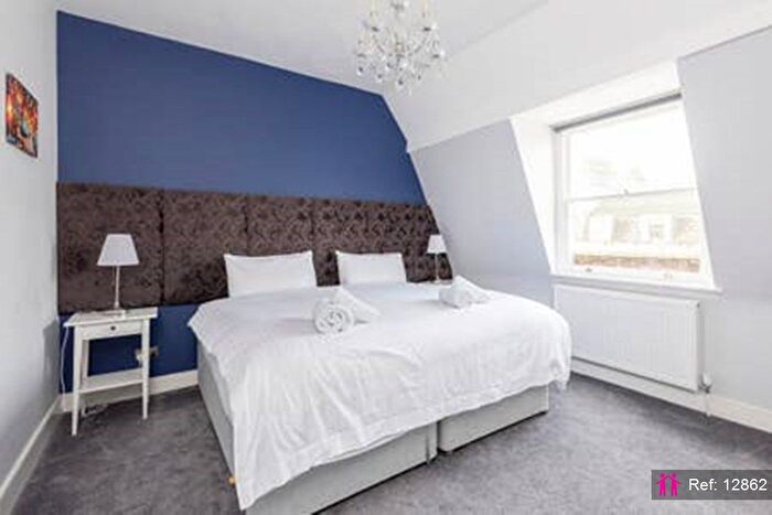 2 Bedroom Flat To Rent In Duke Street, Bath, BA2