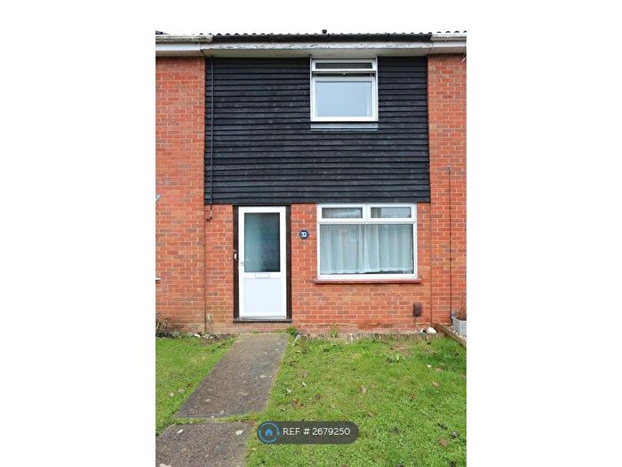 2 Bedroom Terraced House To Rent In Fraser Close, Basildon, SS15