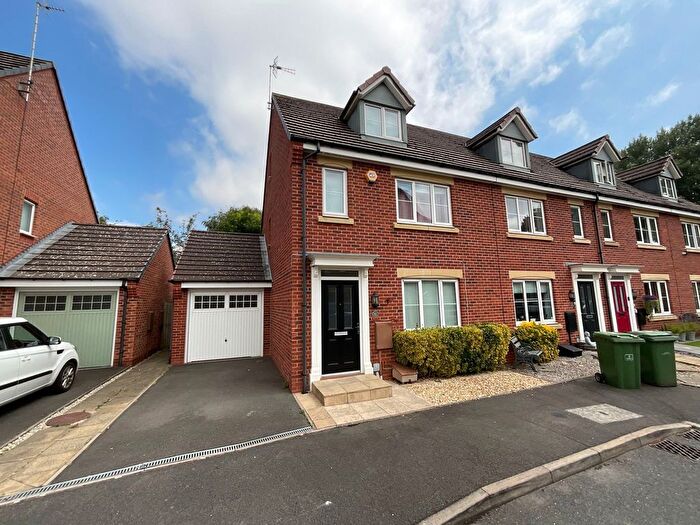 4 Bedroom End Of Terrace House To Rent In Candler Drive, Stone, ST15