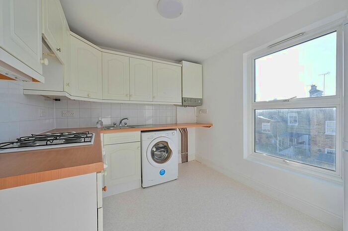 2 Bedroom Flat To Rent In Brook Green, Brook Green, London, W14