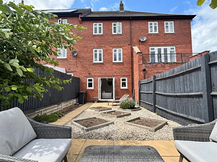 3 Bedroom Town House For Sale In Dunbar Way, Ashby-De-La-Zouch, LE65
