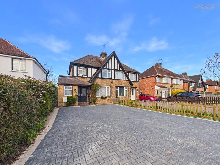 3 Bedroom Semi Detached House For Sale In Newark Avenue, Peterborough, PE1