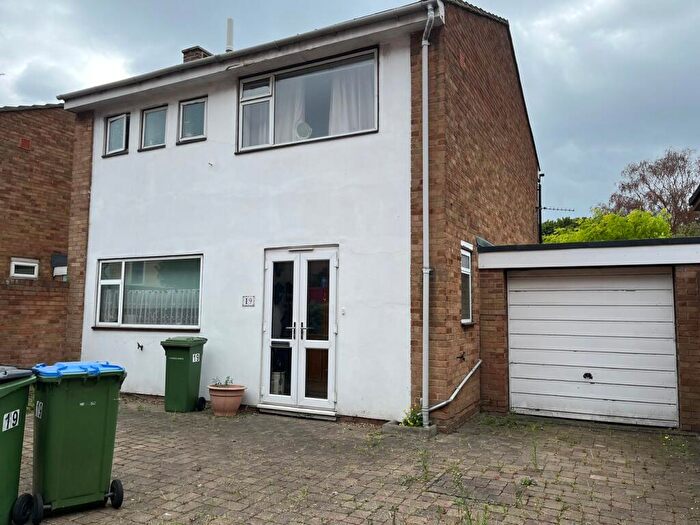 3 Bedroom Detached House For Sale In Messeter Place, Eltham, London, SE9