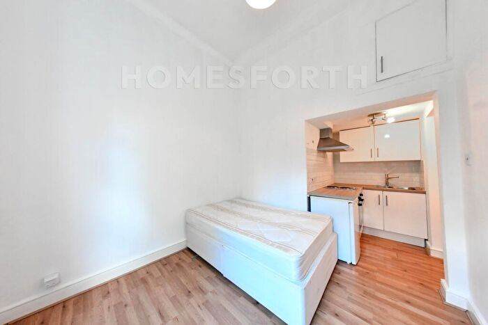 Studio To Rent In West End Lane, West Hampstead, NW6