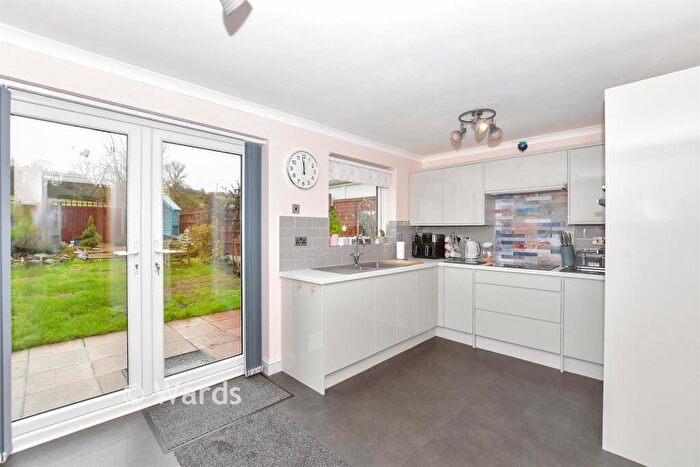 3 Bedroom Semi-Detached House For Sale In Nelson Avenue, Minster On Sea, Sheerness, Kent, ME12