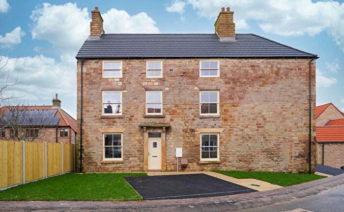4 Bedroom House For Sale In Plot North Farm Mews, Harthill, S26
