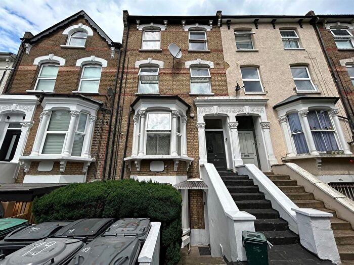 2 Bedroom Flat To Rent In Vartry Road, Tottenham, London, N15