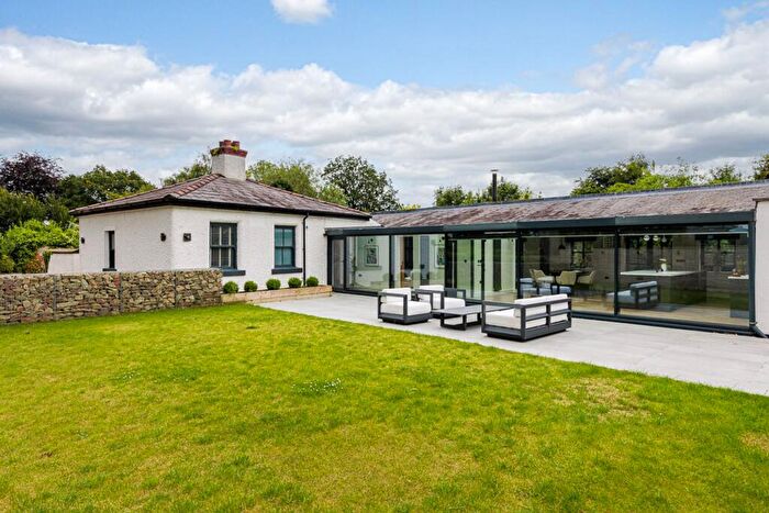 4 Bedroom Barn Conversion For Sale In Grange Lane, Gorstage, CW8