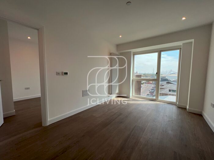 1 Bedroom Flat To Rent In Botanist House, Seagull Lane, E16