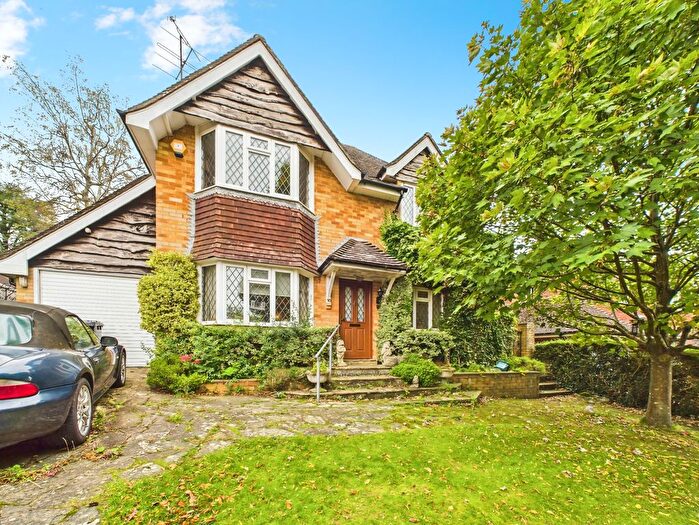 4 Bedroom Detached House For Sale In Savill Road, Lindfield, RH16