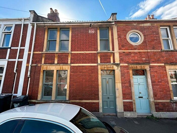 2 Bedroom Terraced House To Rent In Bedminster, Braunton Road, BS3