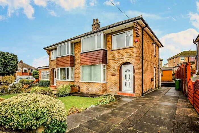 3 Bedroom Semi-Detached House To Rent In Thorpe Green Drive, Golcar, Huddersfield, West Yorkshire, HD7