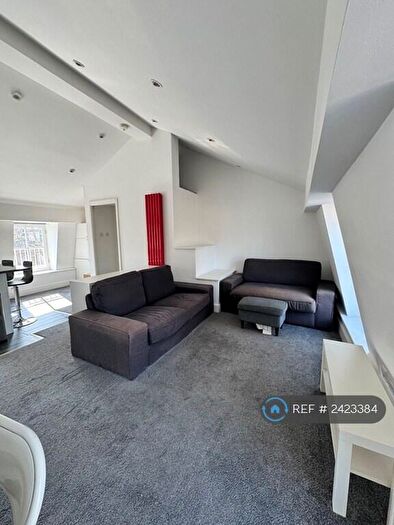 2 Bedroom Maisonette To Rent In Grosvenor Terrace, London, SE5