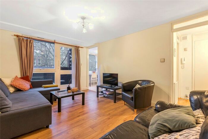 2 Bedroom Flat To Rent In Vauxhall Bridge Road, Pimlico, London, SW1V