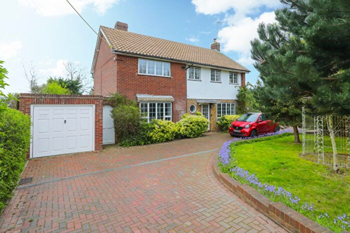 4 Bedroom Detached House For Sale In Blean Common, Blean, Canterbury, Kent, CT2