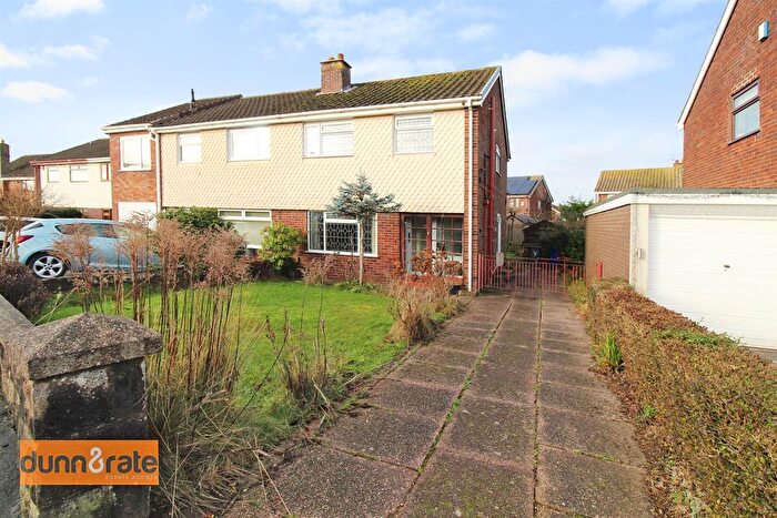 3 Bedroom Semi Detached House For Sale In Stanley Grove, Baddeley Green, Stoke-On-Trent, ST2