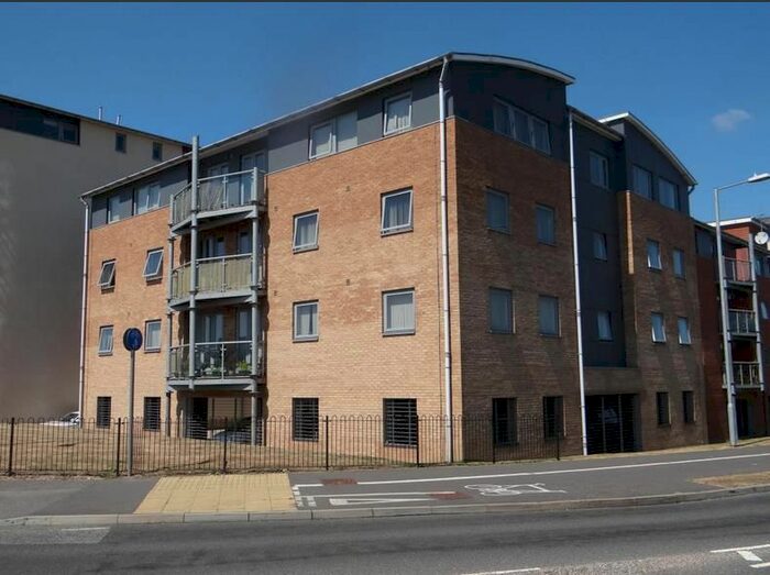 1 Bedroom Flat To Rent In De Grey Road, Severalls Industrial Park, Colchester, CO4