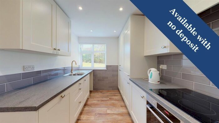 2 Bedroom Flat To Rent In Cheviot Court, Broadstairs, CT10