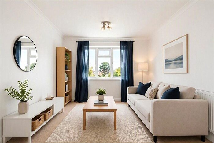 2 Bedroom Flat For Sale In Trinity Road, London, SW17