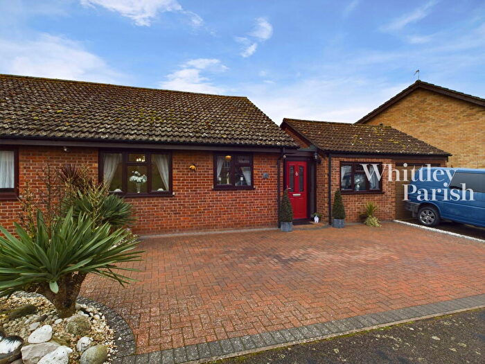 2 Bedroom Semi-Detached Bungalow For Sale In Wheatfields, Rickinghall, IP22