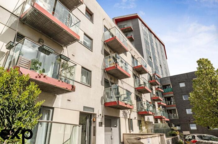 1 Bedroom Flat For Sale In Fortius Apartments, Tredegar Road, London, E3