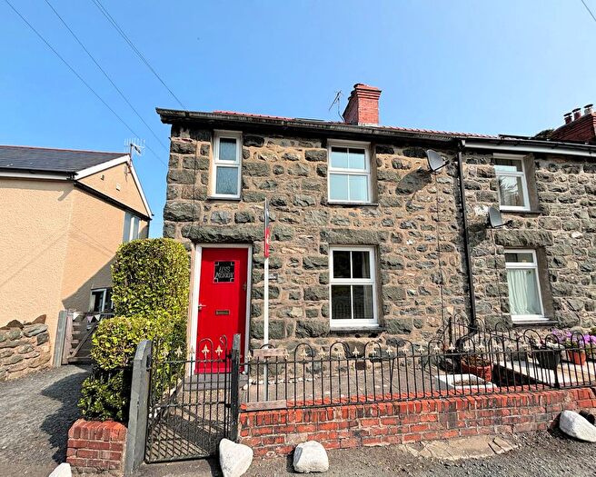 2 Bedroom Cottage For Sale In Llwyngwril, Llwyngwril, LL37