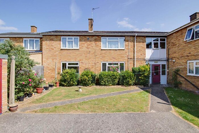 2 Bedroom Flat For Sale In Sandwich Road, St. Neots, PE19