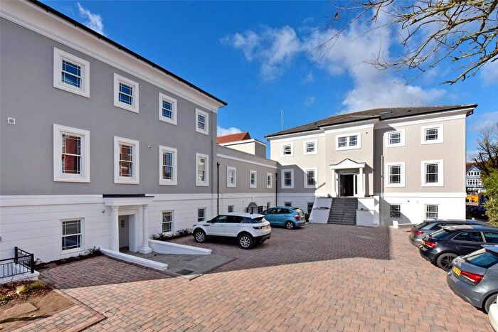 1 Bedroom Flat To Rent In Station Road, Marlow, Buckinghamshire, SL7