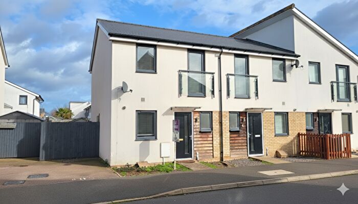 2 Bedroom End Of Terrace House For Sale In Hartley Avenue, Fengate, Peterborough, PE1