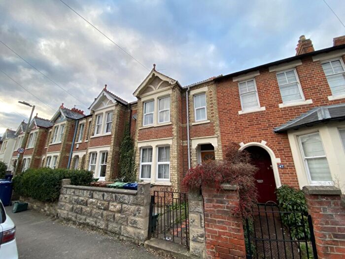 4 Bedroom Terraced House To Rent In Howard Street, Cowley, Oxford, OX4