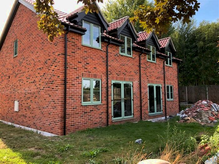 3 Bedroom Semi-Detached House To Rent In Old Watton Road, Colney, Norwich, NR4