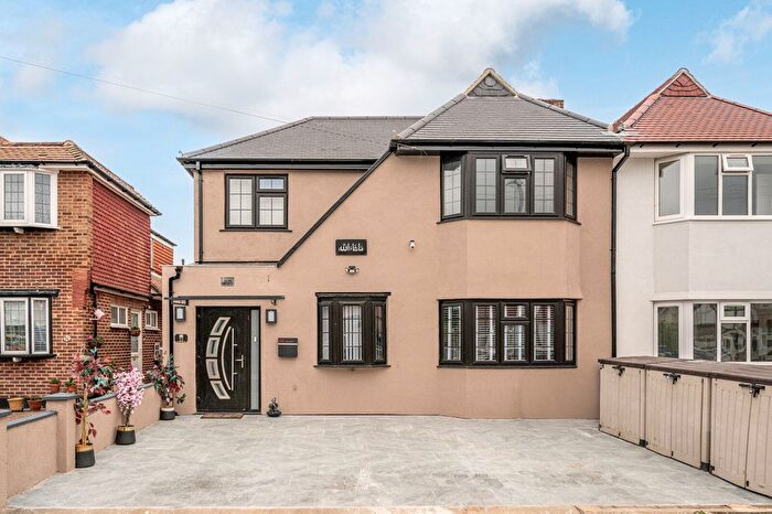 6 Bedroom Semi-Detached House For Sale In Kneller Road, New Malden, KT3